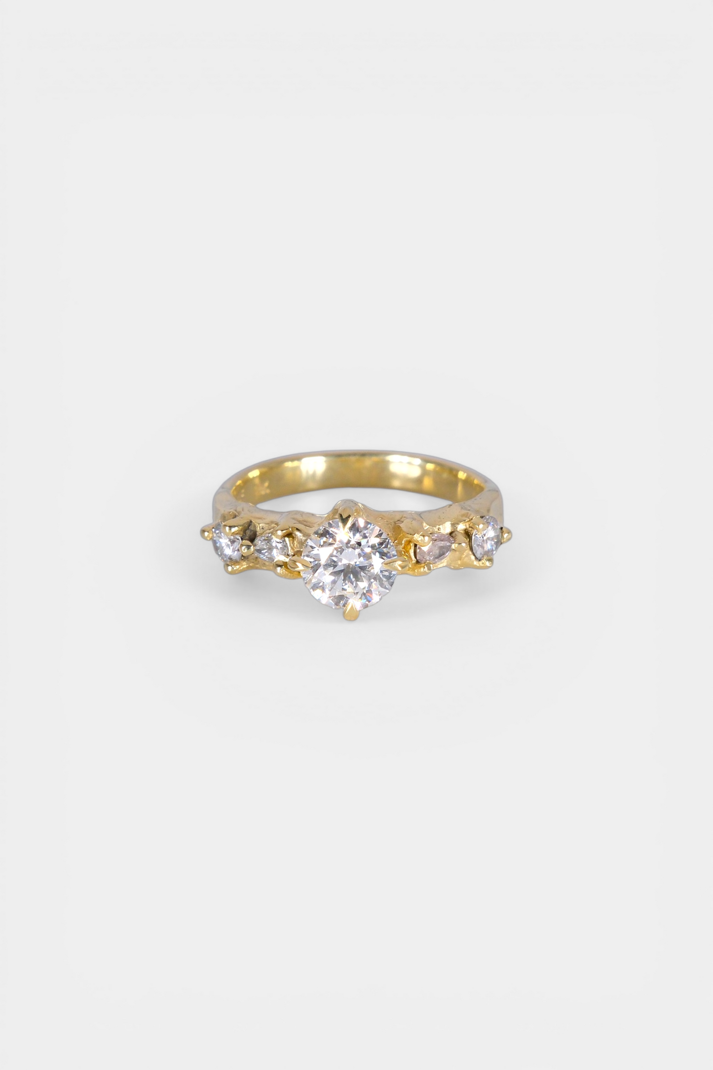Lunare Ring