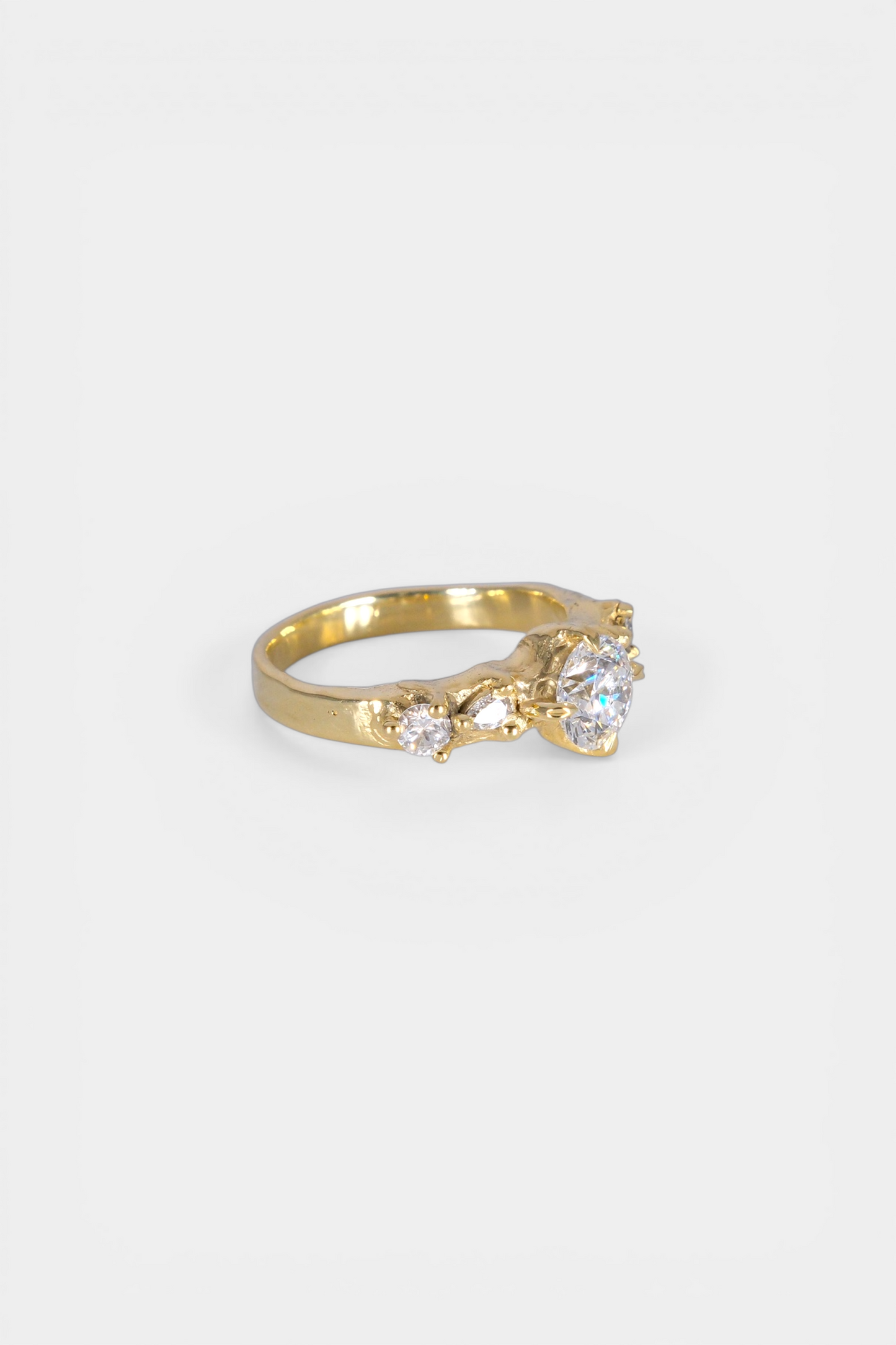 Lunare Ring