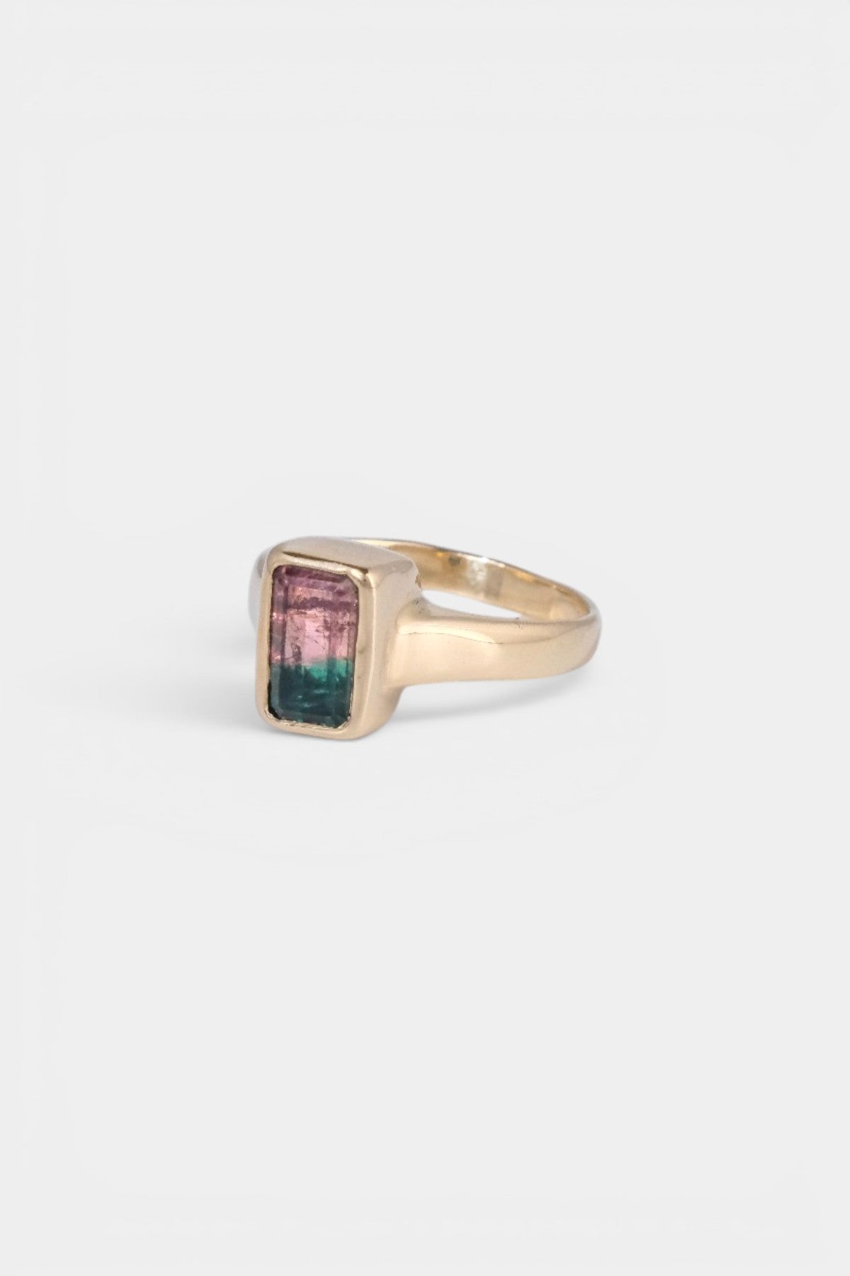 Comes And Goes Ring