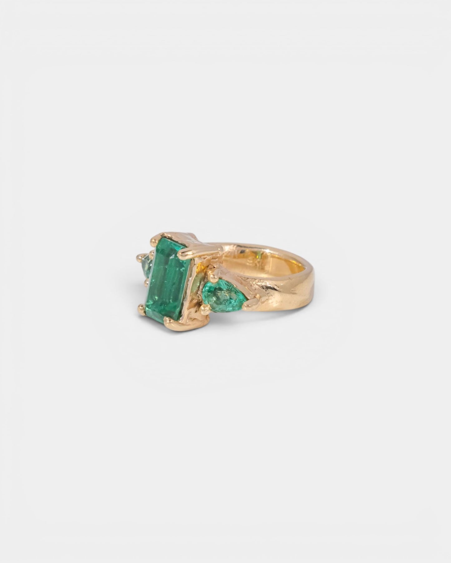 Wintergreen Ring